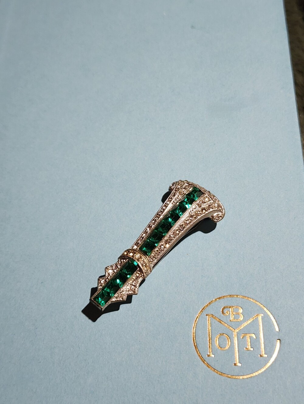 Vintage Art Deco Inspired Emerald Green Rhinestone Metal Dress Clip Brooch